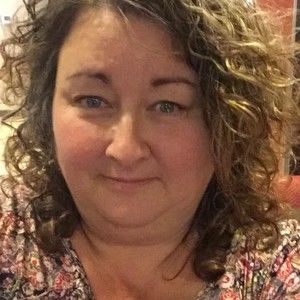 Meet your Posher, Tina